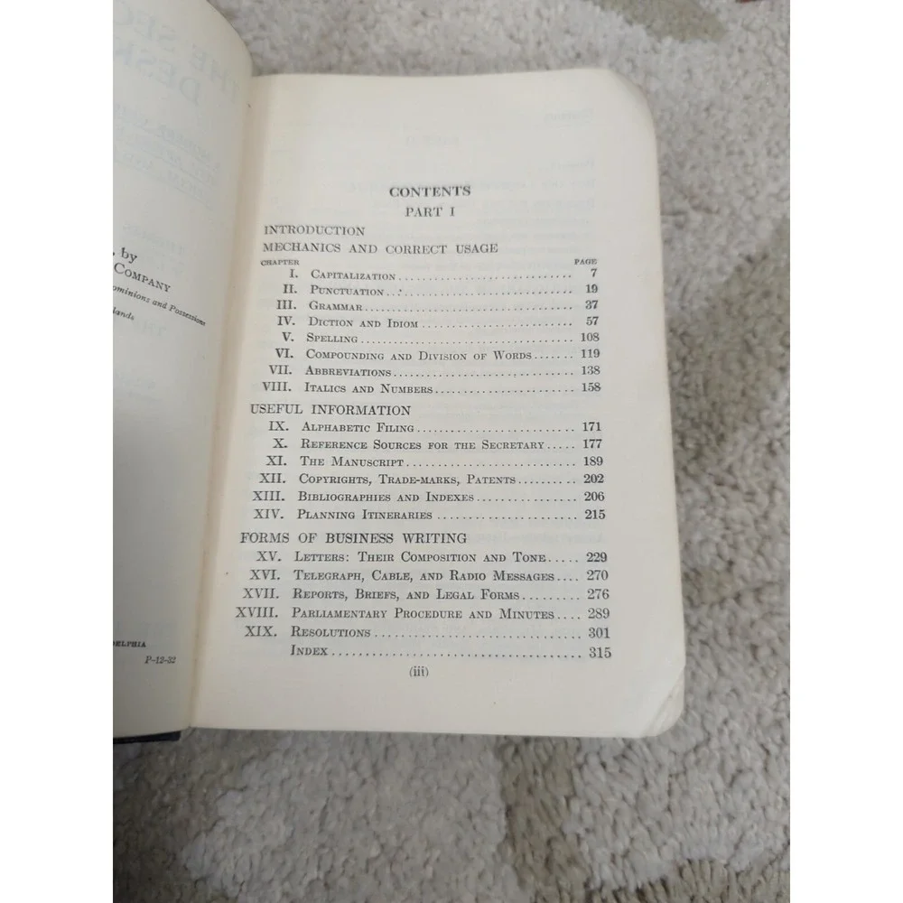 The Secretary's Desk Book 1932 Thomas Kite Brown John C Winston Comp‎ EXCELLENT